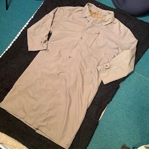 Men’s Oscar de la Renta Trench coat Taupe/Tan Size Large